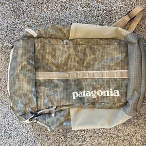 Patagonia Black Hole Pack 23L, Field Geo Small PUMICEFSPU
